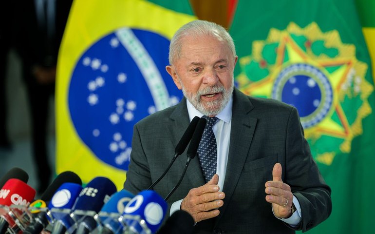 Lula confirma discussão de alternativas para a alta do IOF