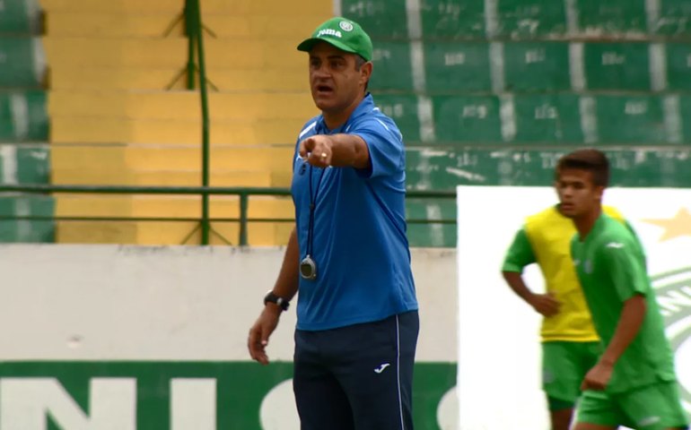 Chamusca eleva história do Guarani: ‘Gigante tem que voltar ao lugar que merece’