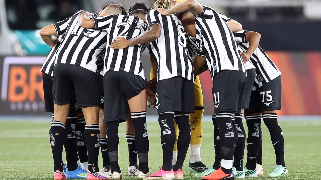 Botafogo fica atrás da Chapecoense em critério defensivo no Brasileirão