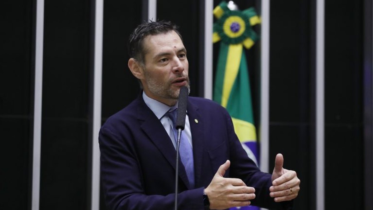 CCJ aprova projeto que cria política de conscientização sobre doenças inflamatórias intestinais