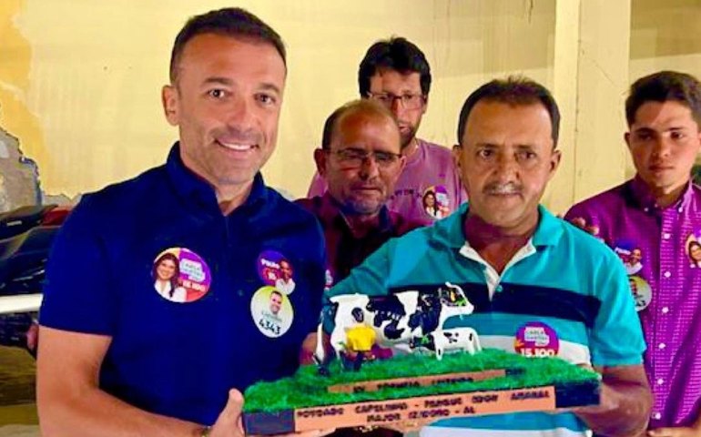 Major Izidoro: prefeito Theobaldo Cintra participa da solenidade de abertura da Festa do Leite, em Capelinha