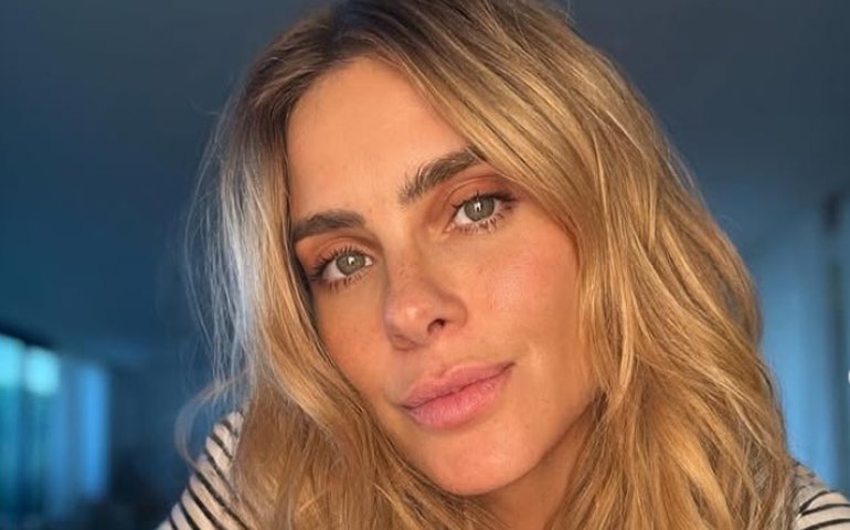 Carolina Dieckmann instiga fãs com suspense sobre novo projeto na Globo