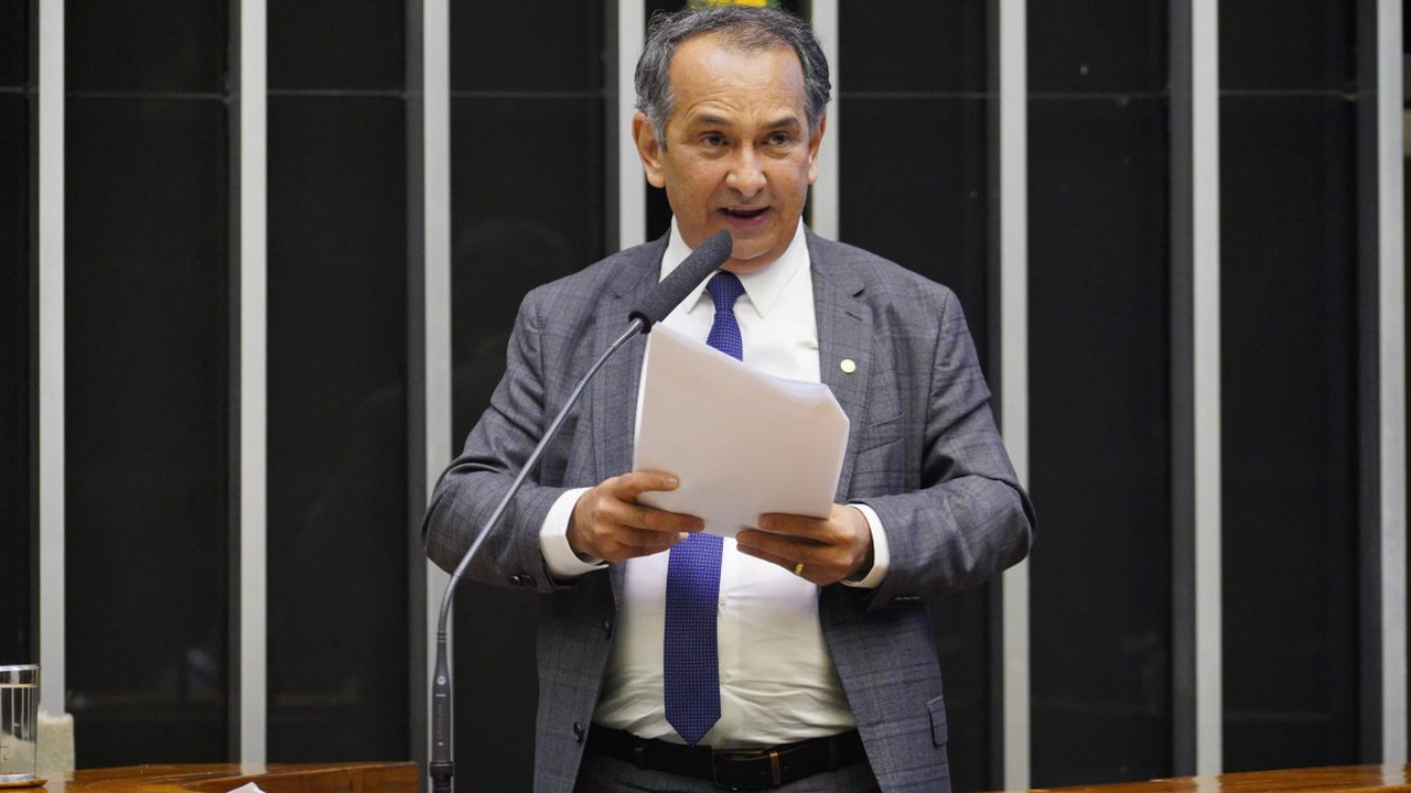 Relator na Câmara apresenta novo parecer rejeitando gatilho para correção do ICMS