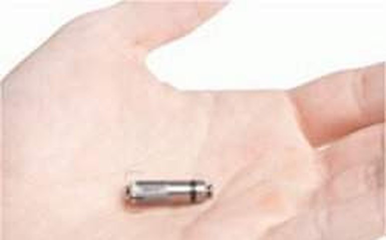 Do tamanho de uma pílula, menor marcapasso do mundo é implantado sem cirurgia