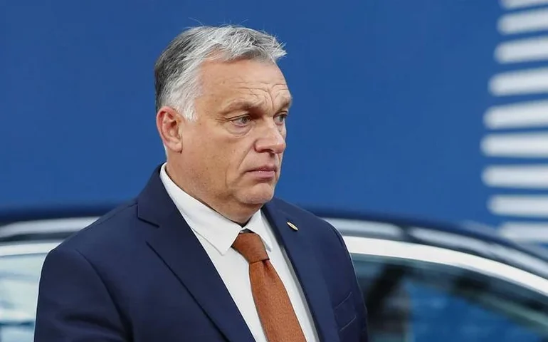 líder da extrema direita holandesa quer se juntar a grupo parlamentar de Orbán