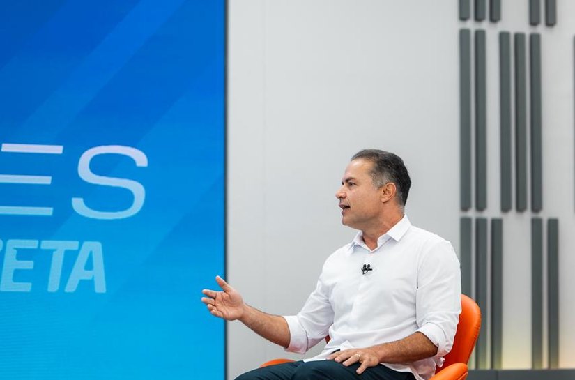 “Quem quer calar a imprensa alagoana tem viés ditatorial e é totalmente anacrônico”, diz Renan Filho