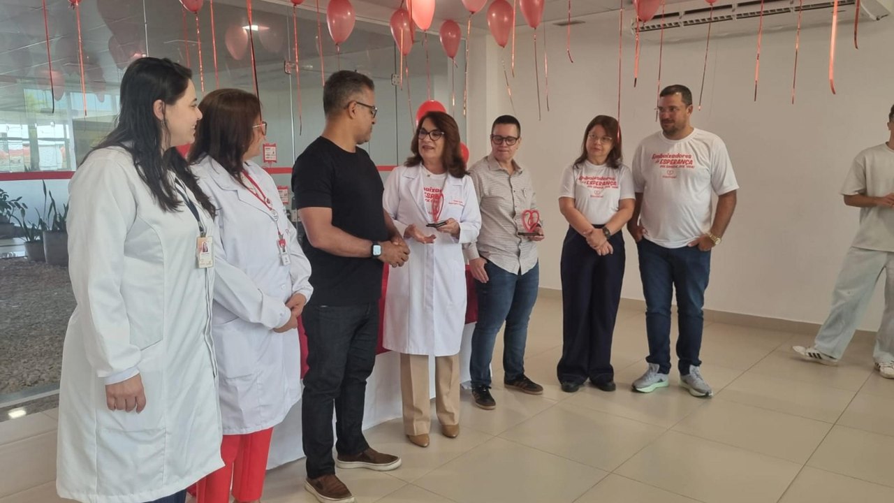 Doadores de sangue fidelizados recebem Troféu Amigo do Hemoal