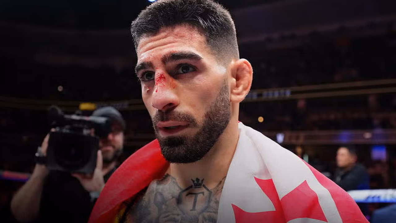 Ilia Topuria deixa octógono com rosto inchado após derrota para Justin Gaethje na Casa Branca