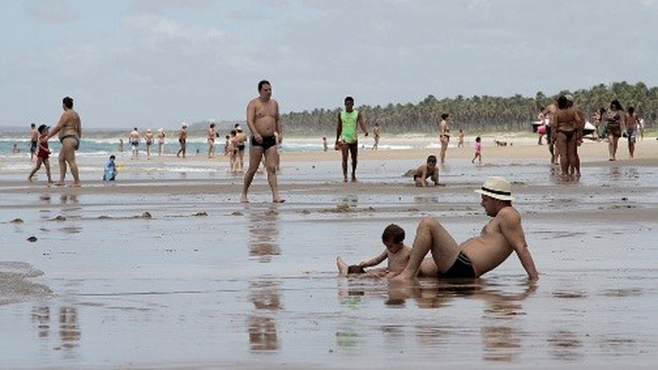 Turistas e alagoanos dispõem de 50 praias próprias para banho