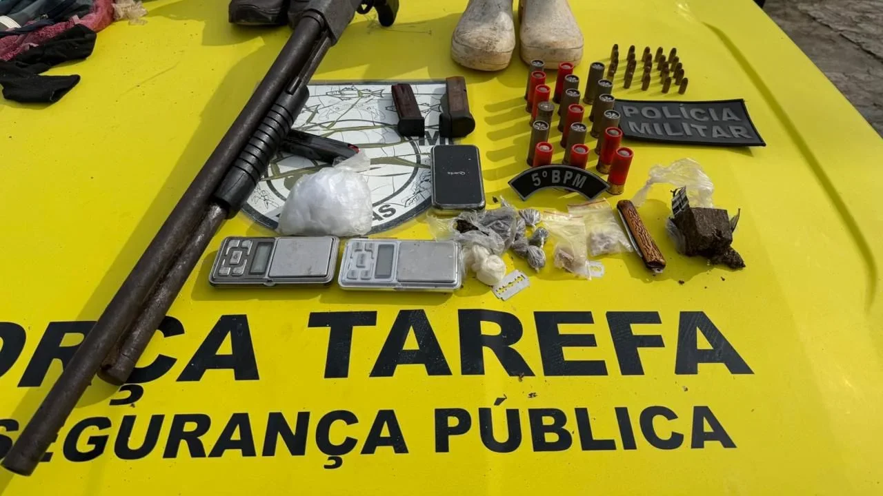 Suspeito de comandar ataques no Mocambo é preso com armas e drogas no Benedito Bentes