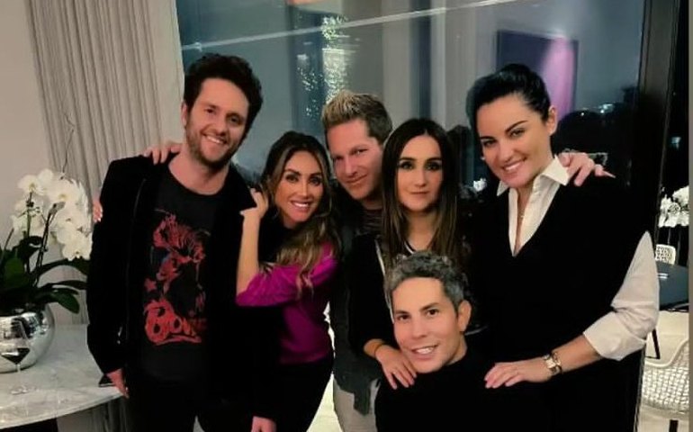 Maite Perroni diz que empresário do RBD foi afastado
