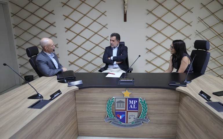 MPAL e Consulado dos EUA estreitam laços para fortalecer combate ao crime organizado em Alagoas