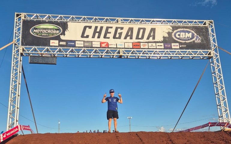 Apoiado pela prefeitura, Gabriel Magalhães representa Arapiraca na terceira etapa do Brasileiro de Motocross