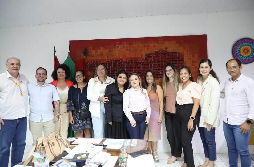 Reitor empossa docentes para os campi da Ufal em Maceió e Arapiraca