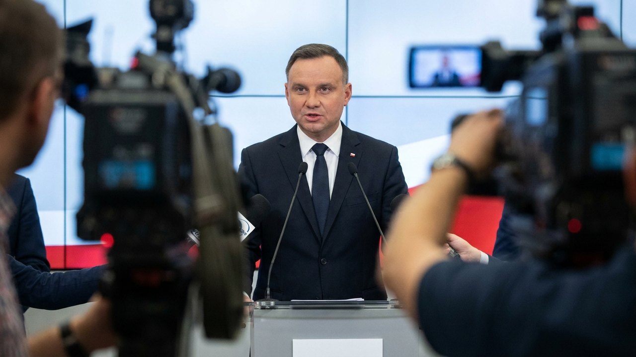 Polônia responsabiliza Rússia por ataque a instalação da Starlink