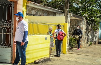 Prefeitura de Penedo realiza mutirão de combate à dengue no bairro Santa Luzia