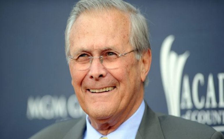 Morre Donald Rumsfeld, arquiteto da invasão americana do Iraque em 2003