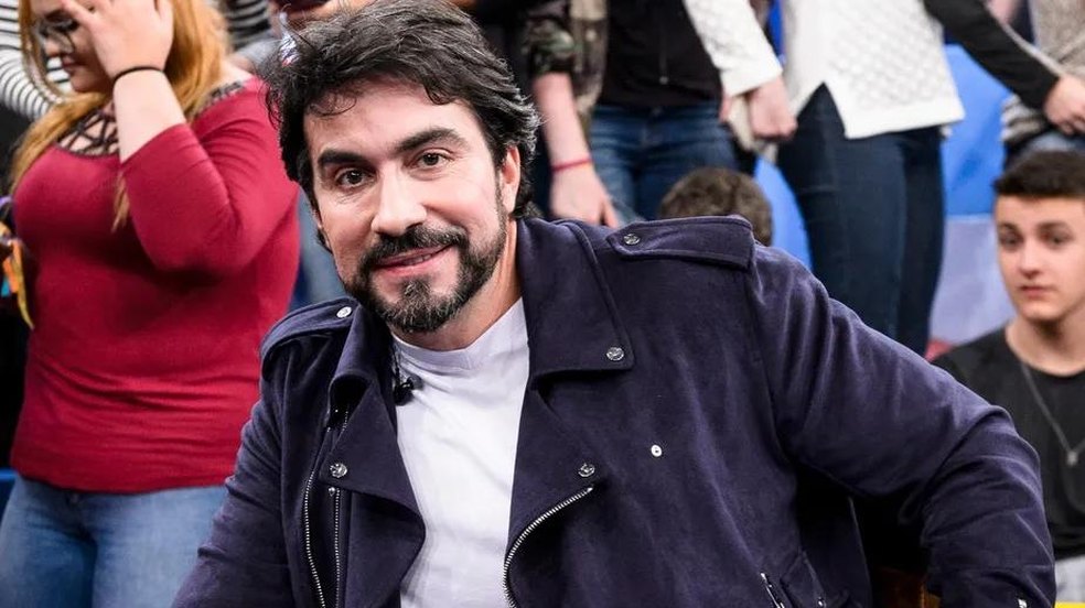 Famosa acusa Padre Fábio de Melo de ser gay e manter romance com homem casado