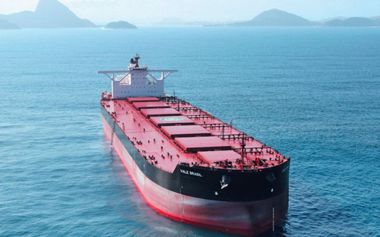 Primeiro cargueiro movido a amônia limpa pode começar a navegar em 2026