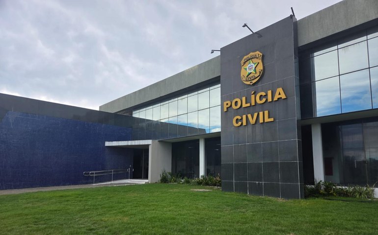 Suspeito se apresenta à Polícia Civil e confessa homicídio em Flexeiras