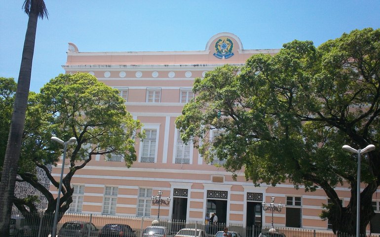 Três deputados estaduais podem disputar eleição este ano