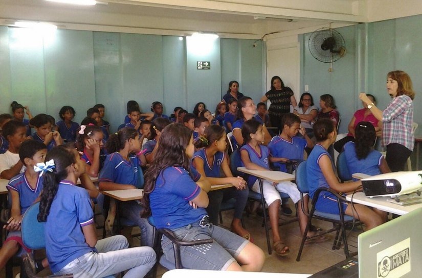 Alunos da rede estadual conhecem práticas agroecológicas através da Emater-AL