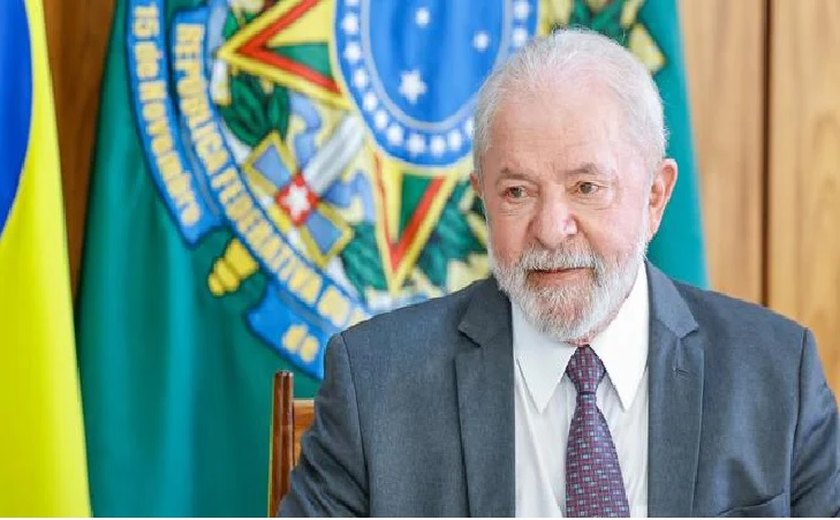 Lula: política de preços da Petrobras não muda enquanto presidente da República não convocar