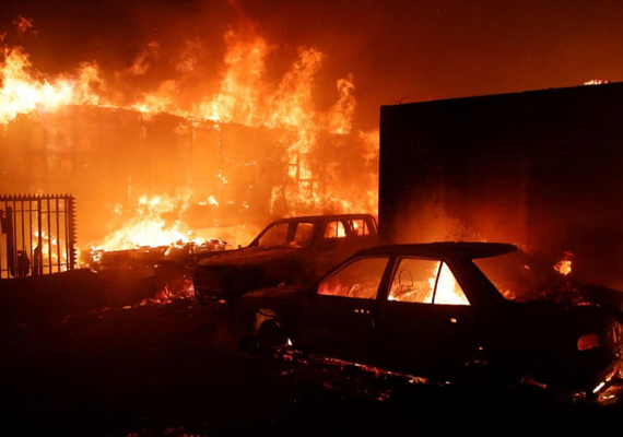 Número de mortos por incêndios florestais no Chile sobe para 100