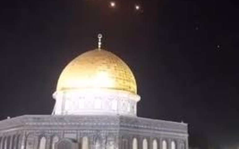 Defesa de Israel diz ter interceptado maioria dos mais de 200 drones e mísseis do Irã