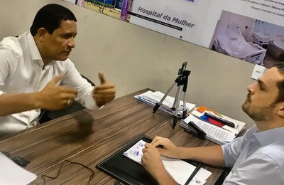 Prefeito e secretário estadual da Saúde discutem criação de mais leitos de UTI para Palmeira
