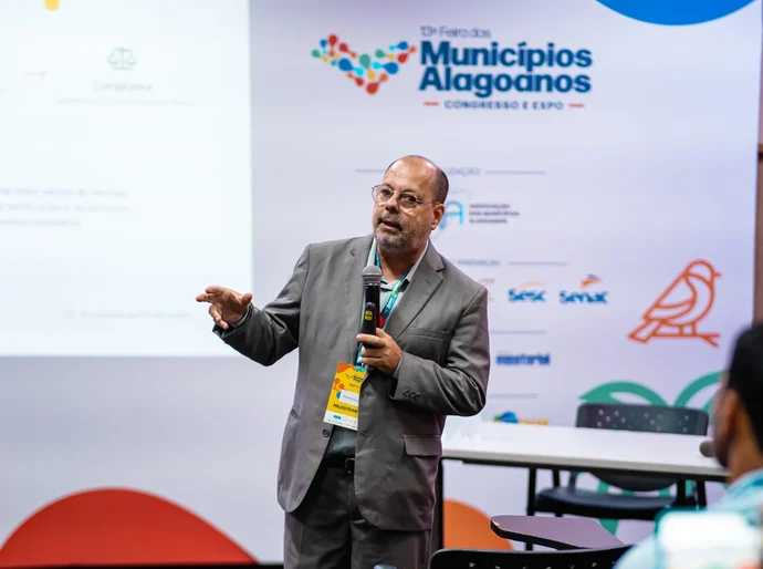 Painel da CNM mostra que Municípios podem ter fôlego fiscal para pagar dívidas e desvincular receitas