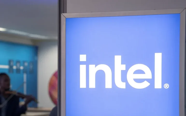 Intel anuncia renúncia do CEO Pat Gelsinger