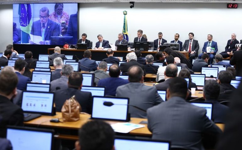 Relator do Orçamento de 2026 quer discutir o aumento da eficiência do Estado