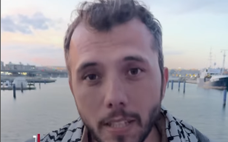 Brasileiro em barco com ajuda a Gaza diz que 'só milagre' pode impedir interceptação de Israel