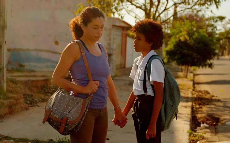 TV Aparecida divulga nova programação de filmes com história inédita