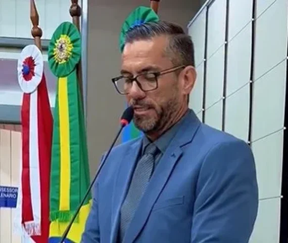 Leonardo Dias cobra exoneração de secretária Lara de Tenorinho e critica “loteamento político” na Saúde de Maceió; vídeo