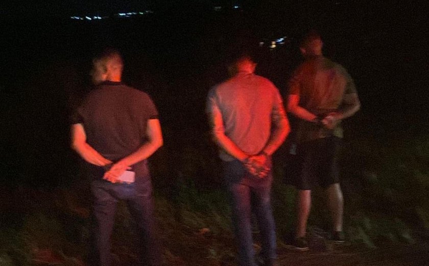 Trio é preso após série de furtos a lojas de roupas em Maceió e no Francês