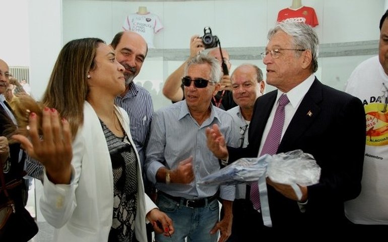 Governo de Alagoas inaugura Memorial Rainha Marta no Estádio Rei Pelé