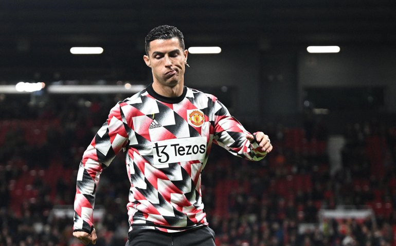 Técnico do United diz que puniu Ronaldo porque ele se recusou a entrar em campo