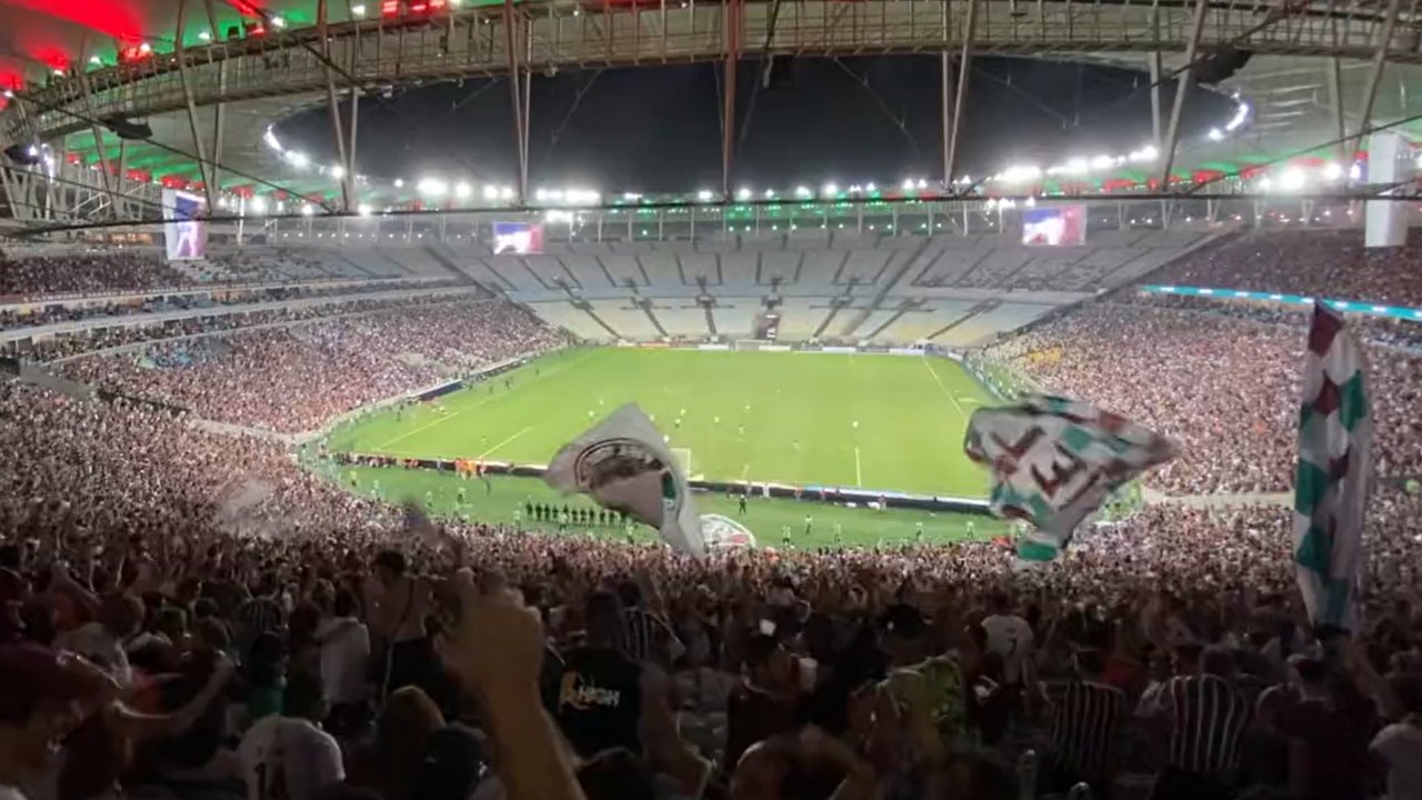 Fluminense tem virada relâmpago, vence o América-MG e dorme no G-4 do Brasileirão