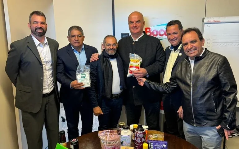 Produtores de farinha de mandioca de Sergipe conquistam mercado na Itália