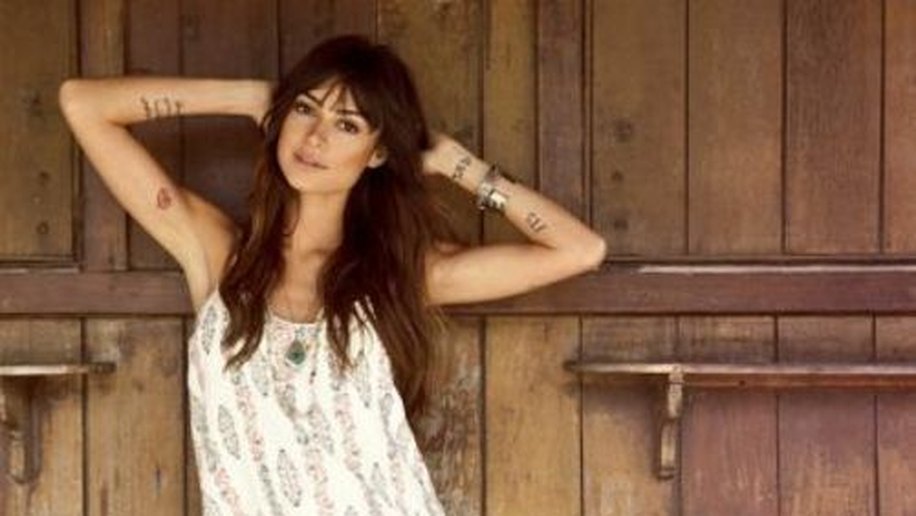 'Não sou it-girl, até morei em favela', diz Thaila Ayala