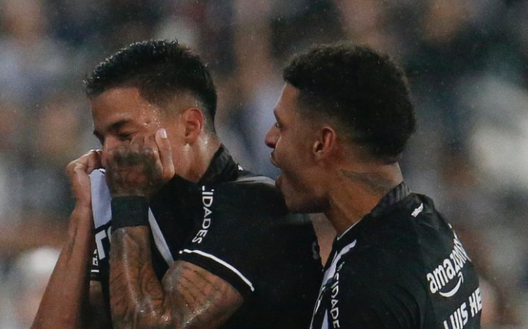 Cuca é procurado pelo Botafogo para substituir Lúcio Flávio e diz 'não' ao líder do Brasileirão