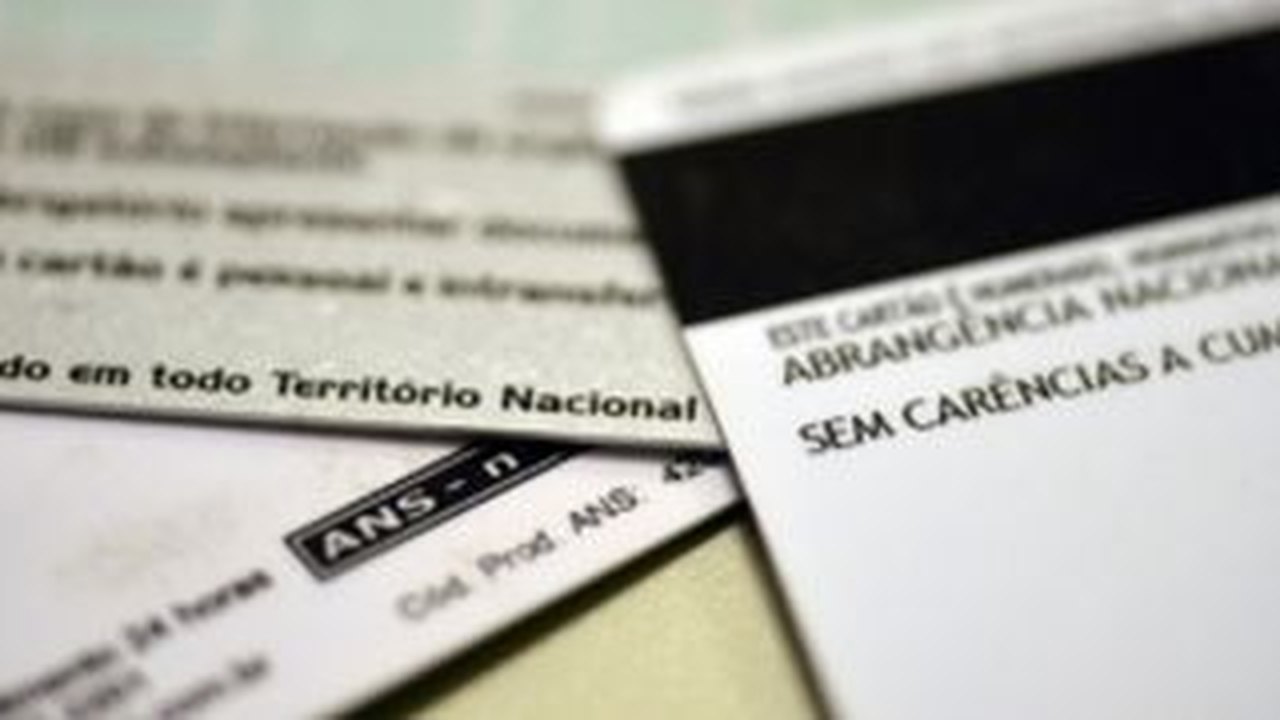 Setenta planos de saúde têm vendas suspensas pela ANS por queixas de usuários
