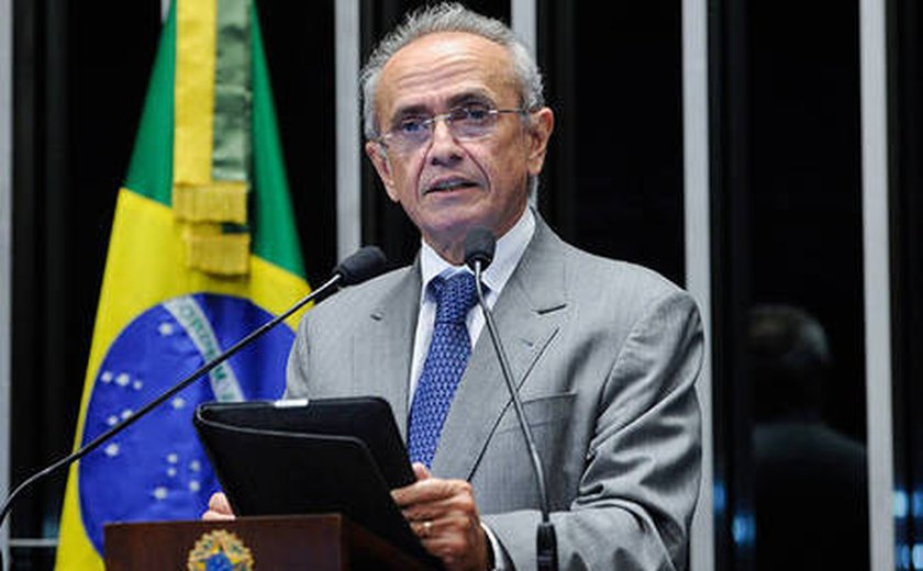 Ex-governador do Estado e ex-prefeito, Cícero Lucena triunfa na capital paraibana