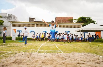 Gigantão Vila Olímpica recebe torneio de atletismo escolar