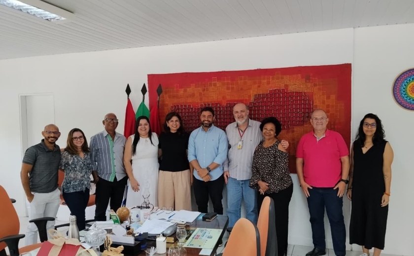 FMAC e Ufal firmam parceria para ampliar integração e fortalecer ações culturais em Maceió