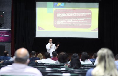 Luciano e gestores do município debatem Plano Plurianual