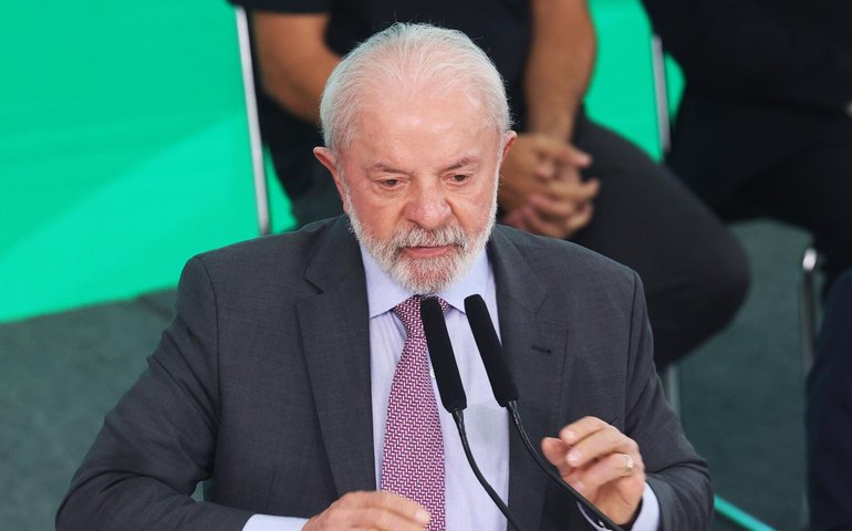 Lula defende investigação após operação com mais de 120 mortos no Rio