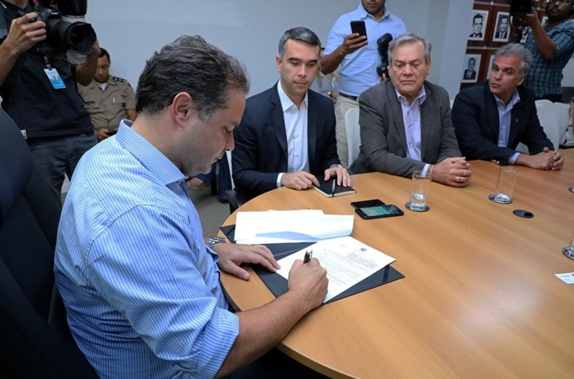 Governador assina concessão de incentivos para mais quatro empresas